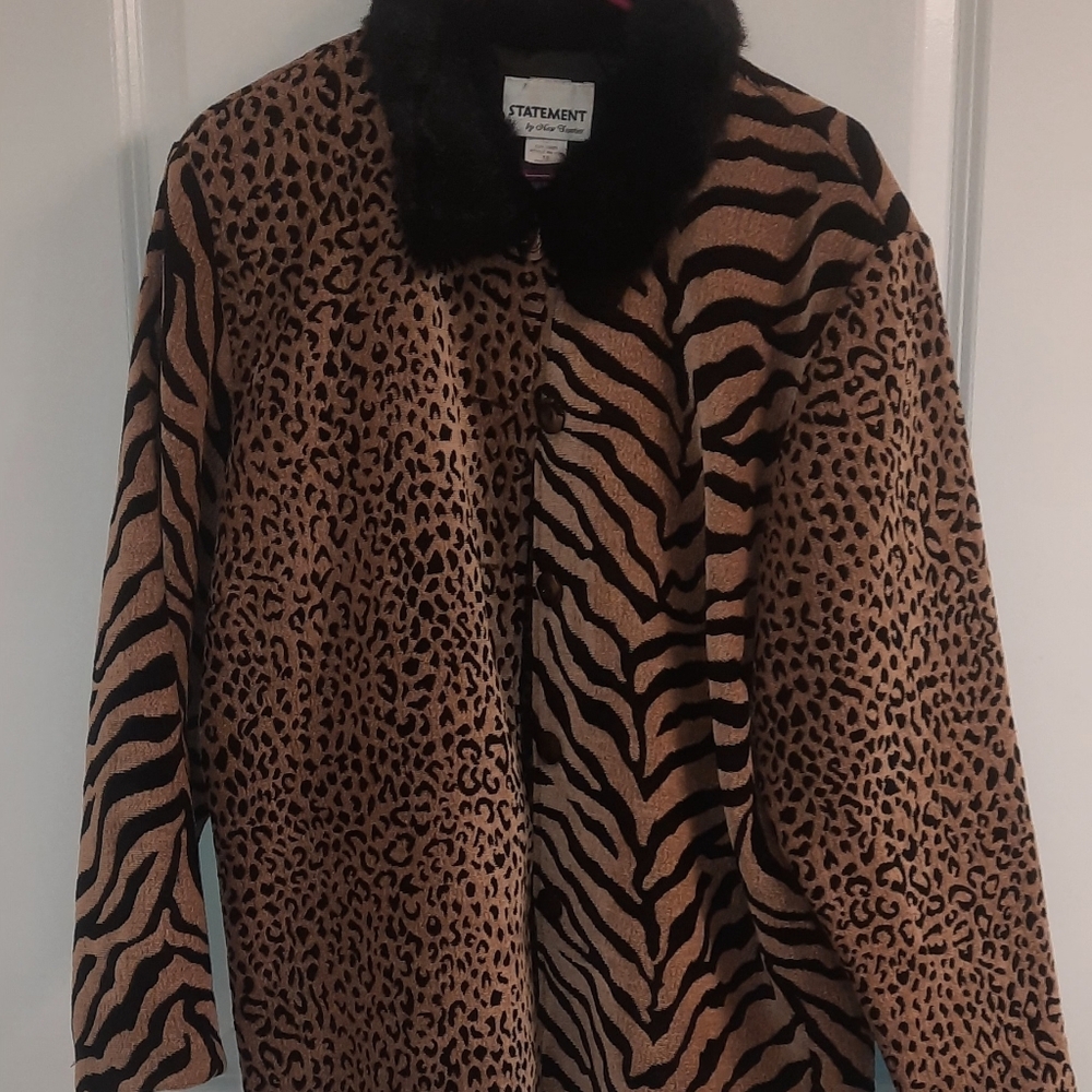 Statement size 18 animal print womens coat.
